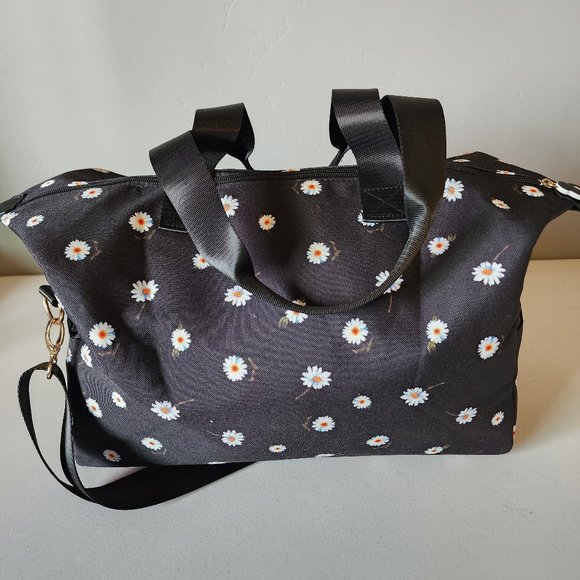 Alice & Olivia Duffle "NEW" - Picture 16 of 16